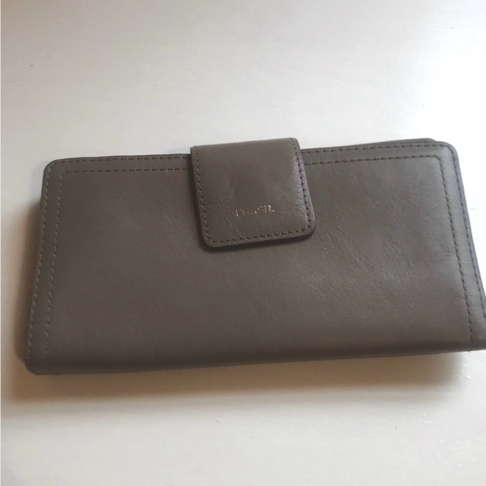 Fossil Logan wallet